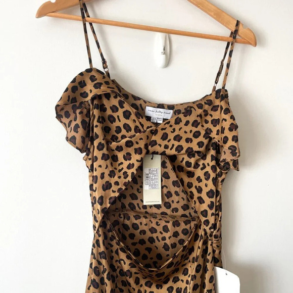 Never Fully Dressed Ruffle Sleeve Cut Out Maxi Dress NWT Leopard Brown Size 6 - Picture 7 of 11
